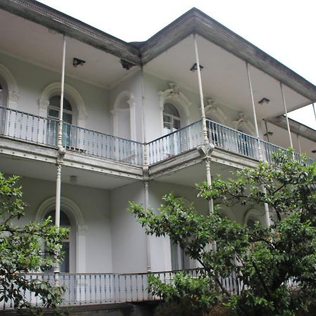 Firuza Hostel Боржоми Экстерьер фото